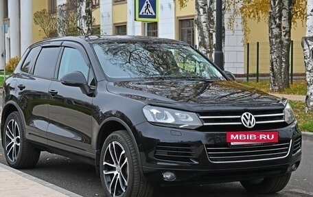 Volkswagen Touareg III, 2013 год, 1 750 000 рублей, 3 фотография