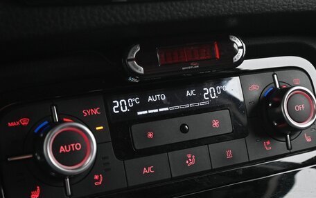 Volkswagen Touareg III, 2013 год, 1 750 000 рублей, 11 фотография