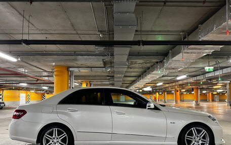 Mercedes-Benz E-Класс, 2011 год, 1 590 000 рублей, 8 фотография