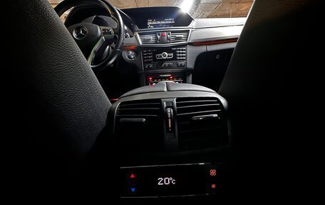 Mercedes-Benz E-Класс, 2011 год, 1 590 000 рублей, 15 фотография