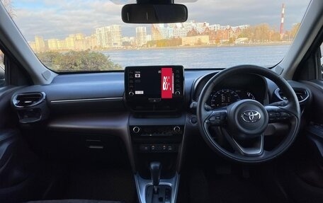 Toyota Yaris Cross, 2021 год, 1 500 000 рублей, 15 фотография
