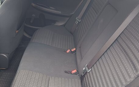 Toyota Corolla, 2011 год, 1 000 000 рублей, 17 фотография