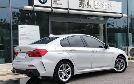 BMW 1 серия, 2022 год, 1 860 000 рублей, 7 фотография