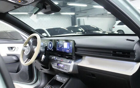 Hyundai Kona, 2024 год, 2 615 000 рублей, 13 фотография