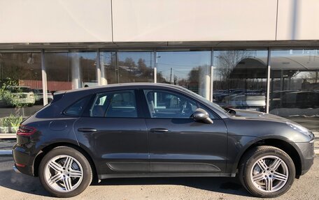 Porsche Macan I рестайлинг, 2016 год, 2 550 000 рублей, 2 фотография