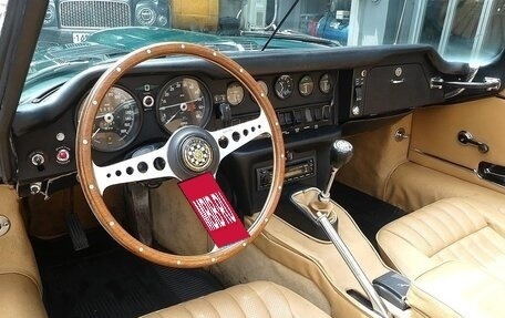 Jaguar E-type Series 3, 1970 год, 4 800 000 рублей, 3 фотография