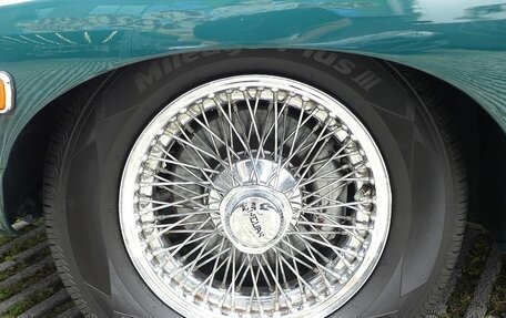 Jaguar E-type Series 3, 1970 год, 4 800 000 рублей, 11 фотография