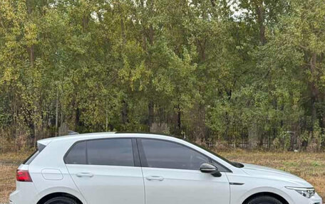 Volkswagen Golf VIII, 2021 год, 1 960 000 рублей, 6 фотография