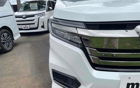 Honda Stepwgn IV, 2021 год, 1 900 000 рублей, 3 фотография