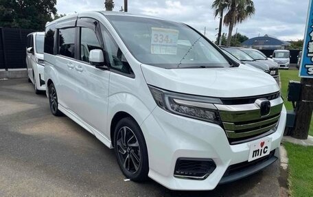 Honda Stepwgn IV, 2021 год, 1 900 000 рублей, 5 фотография