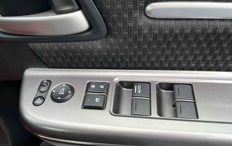 Honda Stepwgn IV, 2021 год, 1 900 000 рублей, 19 фотография