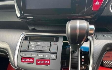 Honda Stepwgn IV, 2021 год, 1 900 000 рублей, 11 фотография