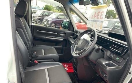 Honda Stepwgn IV, 2021 год, 1 900 000 рублей, 35 фотография