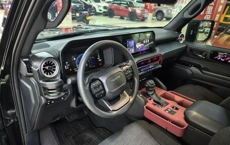 Toyota Land Cruiser Prado, 2024 год, 7 200 000 рублей, 8 фотография