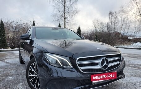 Mercedes-Benz E-Класс, 2016 год, 2 950 000 рублей, 3 фотография