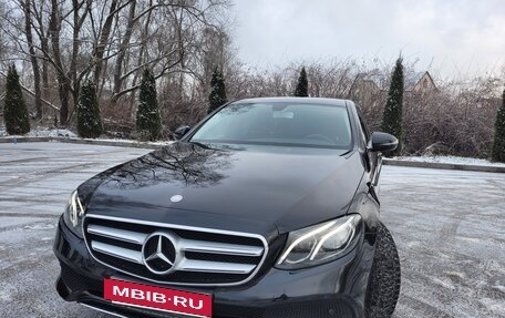 Mercedes-Benz E-Класс, 2016 год, 2 950 000 рублей, 2 фотография