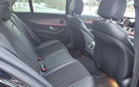 Mercedes-Benz E-Класс, 2016 год, 2 950 000 рублей, 12 фотография