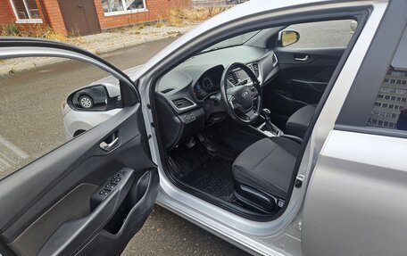 Hyundai Solaris II рестайлинг, 2018 год, 1 475 000 рублей, 15 фотография