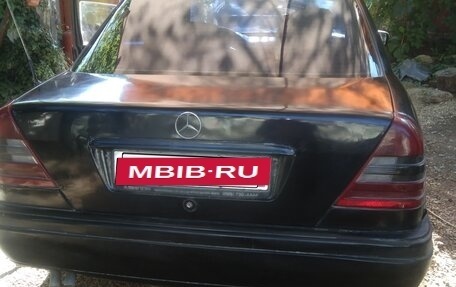 Mercedes-Benz C-Класс, 1997 год, 300 000 рублей, 9 фотография