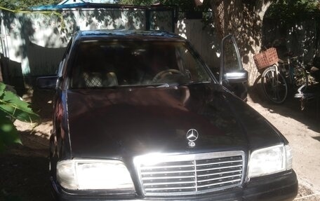 Mercedes-Benz C-Класс, 1997 год, 300 000 рублей, 8 фотография