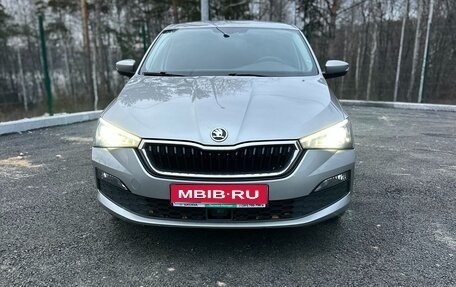 Skoda Rapid II, 2021 год, 1 800 000 рублей, 1 фотография
