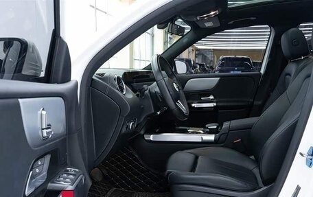 Mercedes-Benz GLB, 2021 год, 2 793 000 рублей, 7 фотография