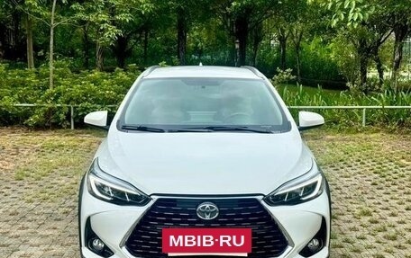 Toyota Yaris XP150 рестайлинг, 2022 год, 1 450 000 рублей, 2 фотография