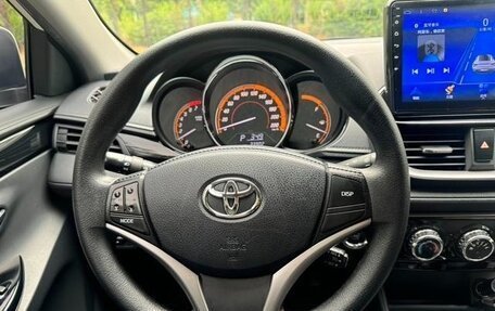 Toyota Yaris XP150 рестайлинг, 2022 год, 1 450 000 рублей, 14 фотография