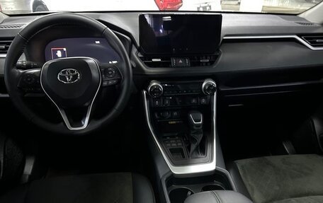 Toyota RAV4, 2022 год, 2 850 000 рублей, 13 фотография