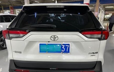 Toyota RAV4, 2022 год, 2 850 000 рублей, 18 фотография