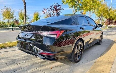 Hyundai Elantra, 2022 год, 1 820 000 рублей, 4 фотография