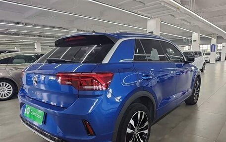 Volkswagen T-Roc I, 2022 год, 1 640 000 рублей, 4 фотография