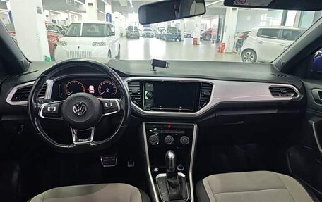 Volkswagen T-Roc I, 2022 год, 1 640 000 рублей, 9 фотография