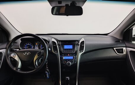 Hyundai i30 II рестайлинг, 2012 год, 950 000 рублей, 10 фотография