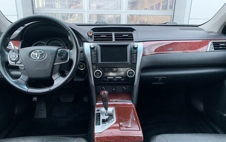 Toyota Camry, 2013 год, 1 740 000 рублей, 11 фотография