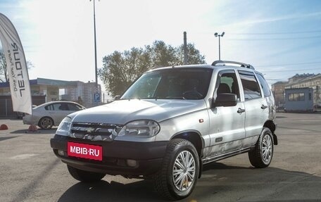 Chevrolet Niva I рестайлинг, 2005 год, 230 000 рублей, 1 фотография