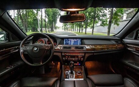 BMW 7 серия, 2009 год, 4 900 000 рублей, 23 фотография