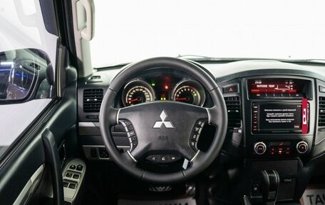 Mitsubishi Pajero IV, 2012 год, 2 350 000 рублей, 8 фотография