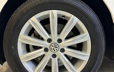 Volkswagen Touran III, 2022 год, 1 850 000 рублей, 9 фотография