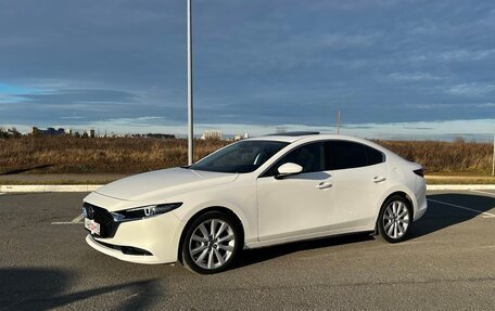 Mazda 3, 2021 год, 2 340 000 рублей, 2 фотография