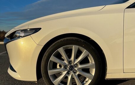 Mazda 3, 2021 год, 2 340 000 рублей, 4 фотография