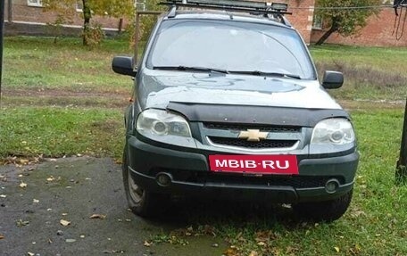 Chevrolet Niva I рестайлинг, 2010 год, 260 000 рублей, 7 фотография