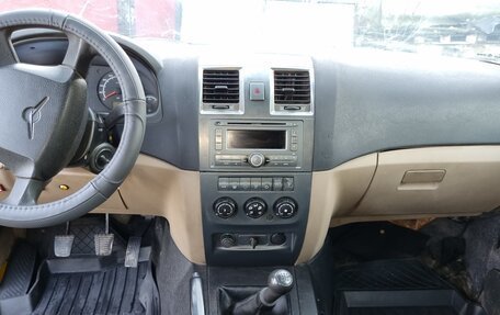 ЛуАЗ Patriot, 2013 год, 605 000 рублей, 14 фотография