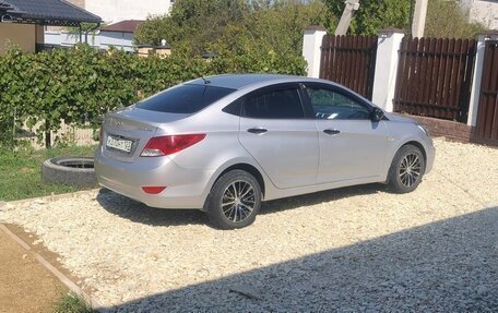 Hyundai Solaris II рестайлинг, 2014 год, 860 000 рублей, 6 фотография