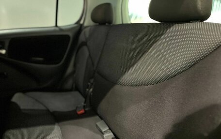 Toyota Vitz, 2002 год, 395 000 рублей, 18 фотография