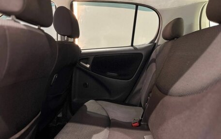 Toyota Vitz, 2002 год, 395 000 рублей, 19 фотография