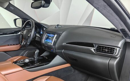 Maserati Levante I, 2016 год, 3 300 000 рублей, 12 фотография