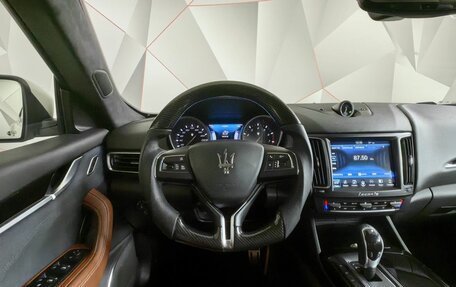 Maserati Levante I, 2016 год, 3 300 000 рублей, 19 фотография