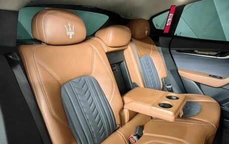 Maserati Levante I, 2016 год, 3 300 000 рублей, 16 фотография