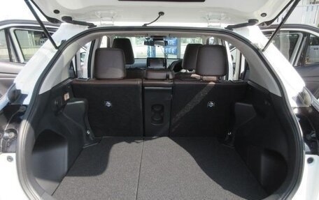 Toyota Yaris Cross, 2022 год, 1 350 007 рублей, 16 фотография